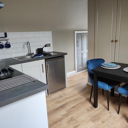 Apartments At Ballinsheen House & Gardens 리스둔바르나 객실 사진
