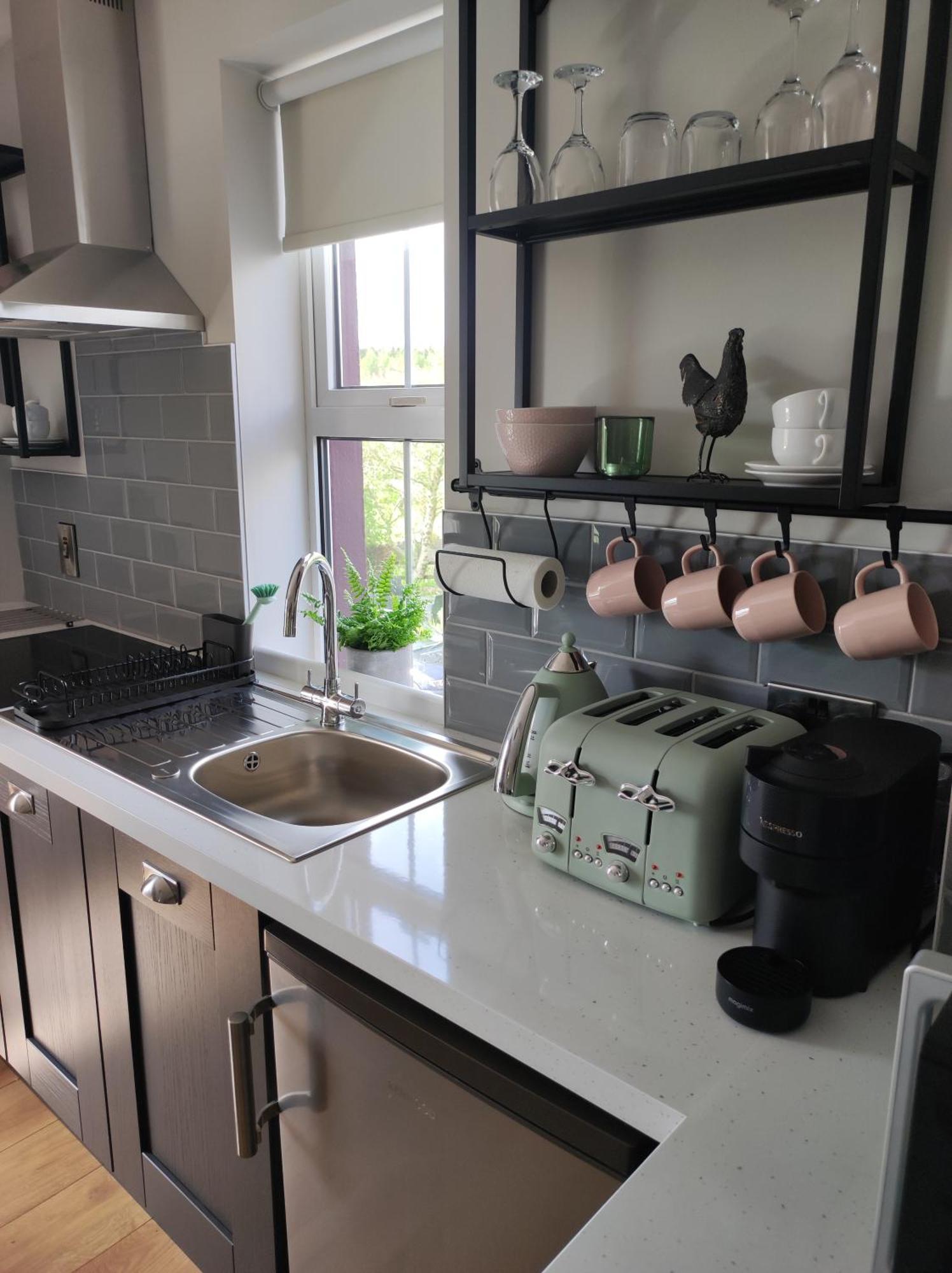 Apartments At Ballinsheen House & Gardens 리스둔바르나 객실 사진